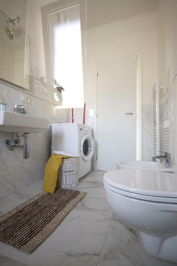 La Casa Del Vento Apartment ลาสเปเซีย ภายนอก รูปภาพ