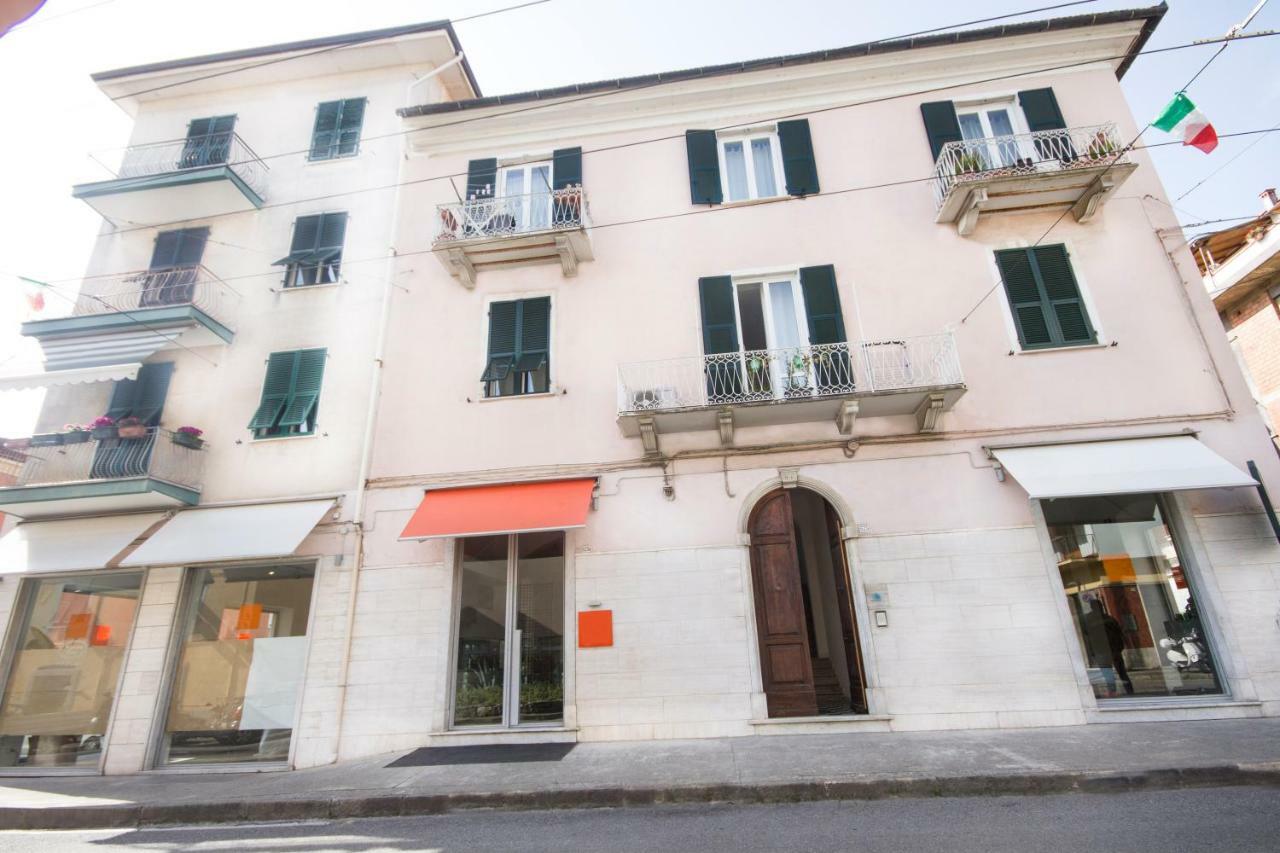 La Casa Del Vento Apartment ลาสเปเซีย ภายนอก รูปภาพ