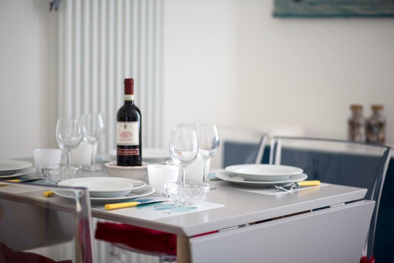 La Casa Del Vento Apartment ลาสเปเซีย ภายนอก รูปภาพ